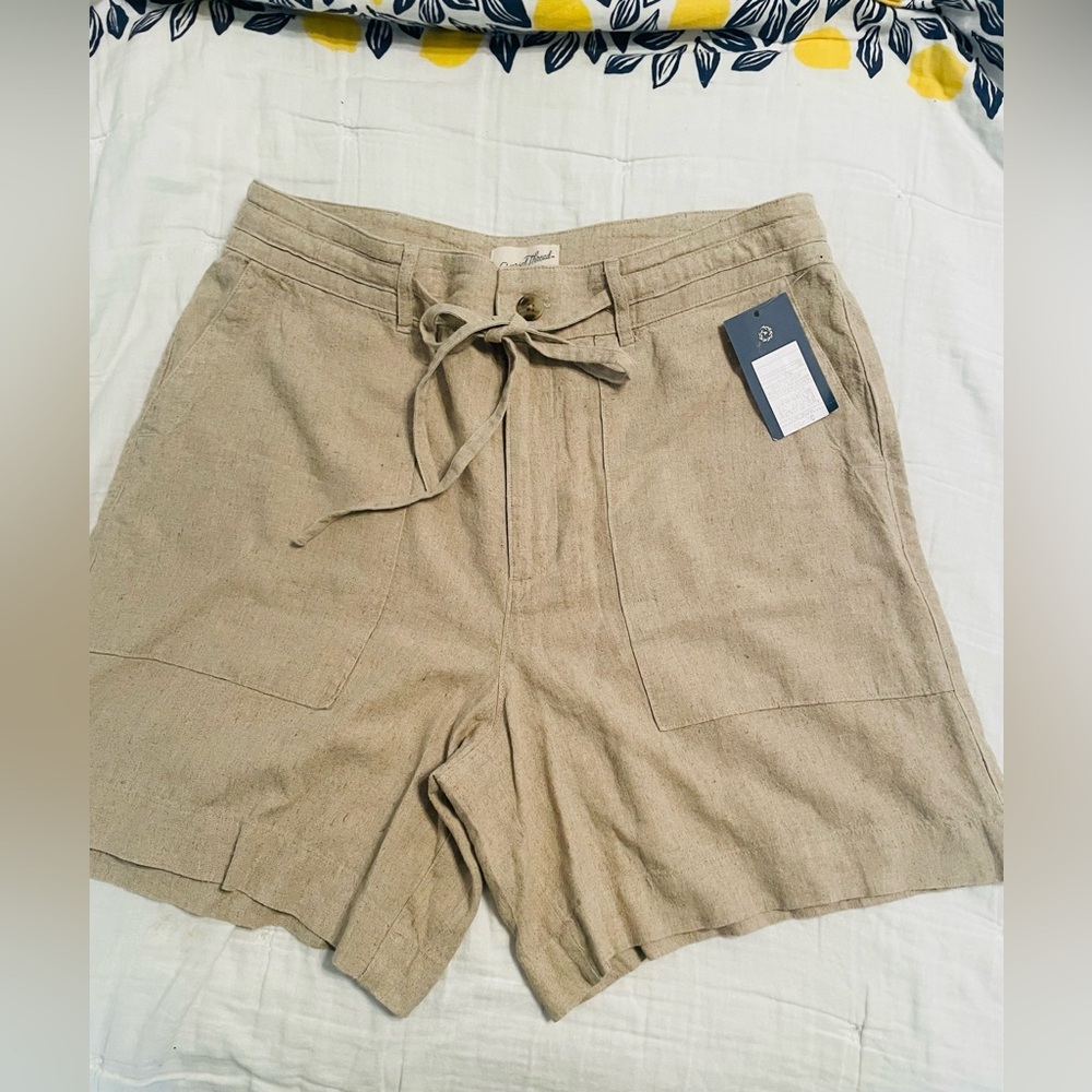 Universal Thread Relaxed Drawstring Bermuda Shorts - Tan